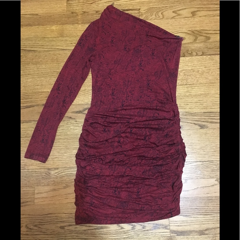 One sleeve red bodycon mini dress